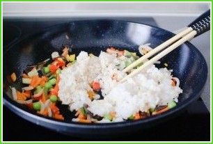 Омлет с рисом по-японски - фото шаг 4
