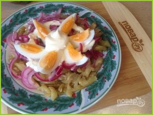 Салат из баклажана с яйцом - фото шаг 8