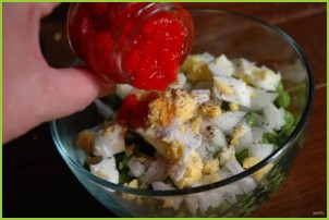 Салат из горошка и яиц - фото шаг 5