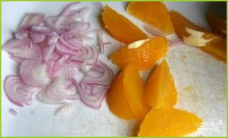 Салат с апельсинами и сыром - фото шаг 2