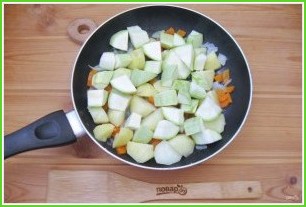 Рагу с кабачками, картофелем и капустой - фото шаг 5