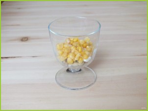 Салат из горошка и кукурузы - фото шаг 6