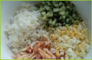 Салат из кальмаров с рисом - фото шаг 5