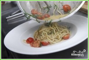 Спагетти с помидорами черри - фото шаг 10