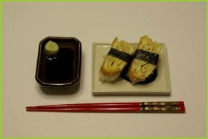 Суши с омлетом - фото шаг 15