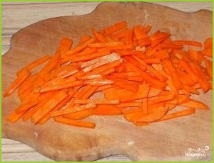 Салат из капусты с морковью и яблоками - фото шаг 2