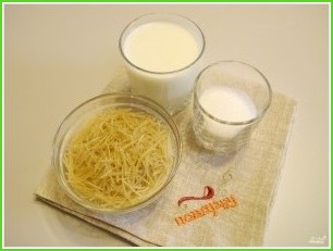 Молочная каша с вермишелью - фото шаг 1