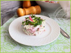 Салат из крабовых палочек и ветчины - фото шаг 7