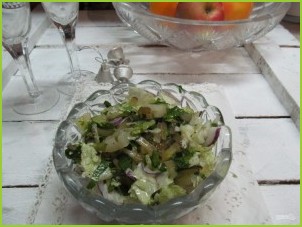 Салат с ананасом и маринованным огурцом - фото шаг 5