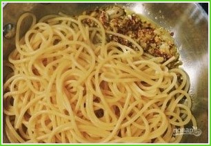 Спагетти с петрушкой - фото шаг 4