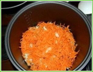 Подлива из свинины с морковкой - фото шаг 2