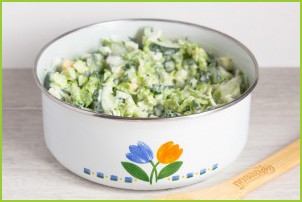 Зеленый салат с пекинской капустой - фото шаг 7
