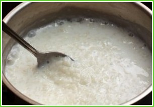 Рисовая каша на молоке - фото шаг 3