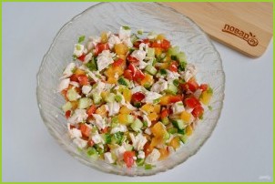 Слоеный салат из хурмы - фото шаг 7