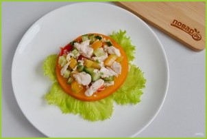 Слоеный салат из хурмы - фото шаг 9