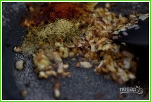 Карри с рисом, горошком и грибами - фото шаг 6