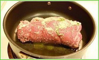 Мясо с базиликом в духовке - фото шаг 3