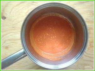 Пельмени в духовке под томатным соусом - фото шаг 4