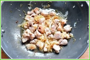 Рагу из свинины с баклажанами - фото шаг 1