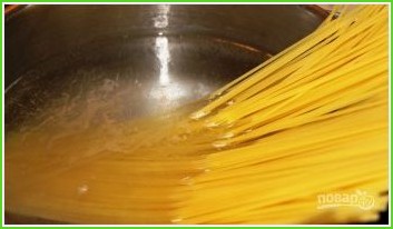 Спагетти с креветками - фото шаг 5