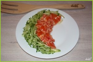 Салат в виде арбуза - фото шаг 6