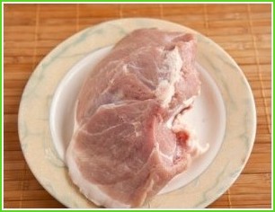 Сочная свинина в фольге в духовке - фото шаг 1