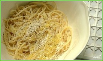 Спагетти с сыром - фото шаг 3