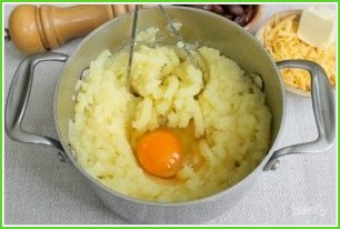 Рулет картофельный с яйцом - фото шаг 6