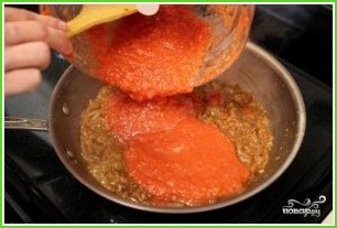 Томатная паста с креветками - фото шаг 4