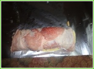 Рулет из свинины в духовке - фото шаг 8
