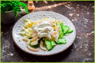 Салат с кальмаром и сметаной - фото шаг 5