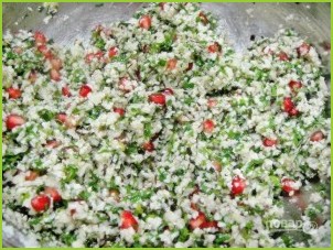 Салат с цветной капустой и гранатом - фото шаг 5