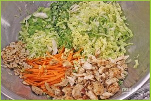 Салат с китайской капустой и курицей - фото шаг 3