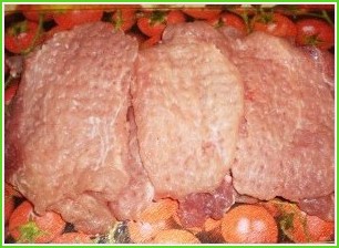 Свинина (отбивная, жаренная на сковороде в кляре) - фото шаг 3