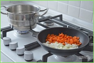 Сырный крем-суп с креветками - фото шаг 2