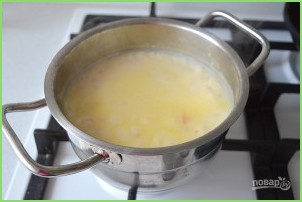 Сырный крем-суп с креветками - фото шаг 3