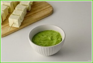 Шашлык из тофу с соусом из кинзы - фото шаг 4