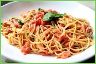 Спагетти с помидорами и фаршем - фото шаг 7